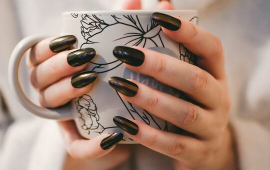 French Tip Nails The Versatile Style for Every Occasion